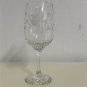 Crystal Clear Etched Wine Glass